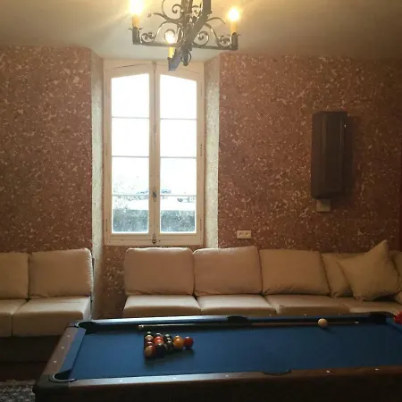 Chez Susan Buzy