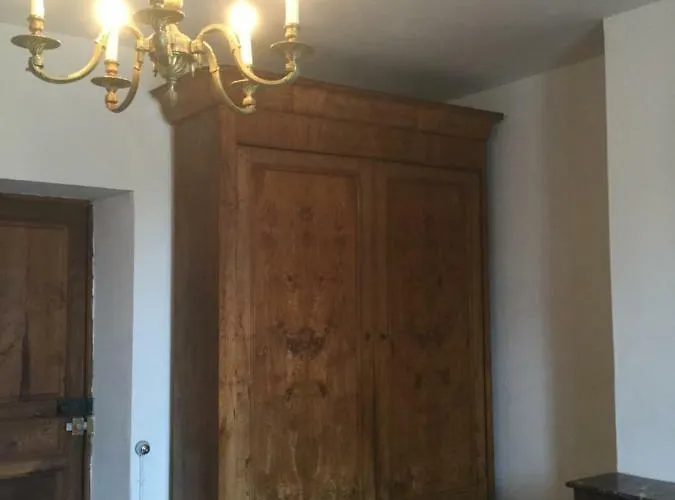 Chez Susan Oda ve Kahvaltı Buzy